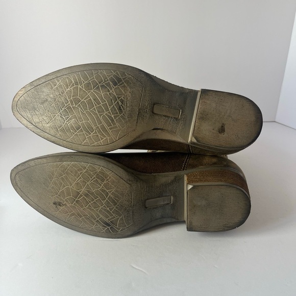 Very Volatile Braya Brown Leopard Print Suede Pull Tabs Stacked Heel Ankle Boots - Picture 5 of 7